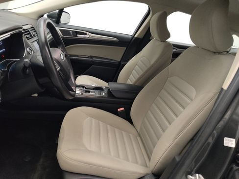 Used 2018 Ford Fusion S FWD image 17