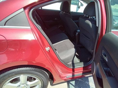Used 2011 Chevrolet Cruze LT FWD image 6