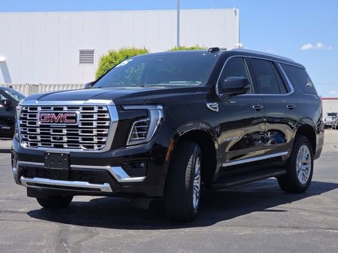 Certified 2025 GMC Yukon Denali AWD/4WD image 22