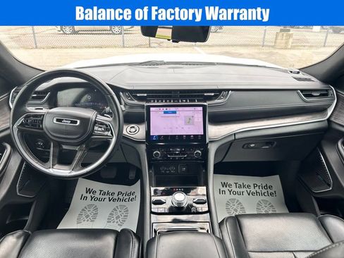 Used 2022 Jeep Grand Cherokee Overland w/ Luxury Tech Group IV image 14