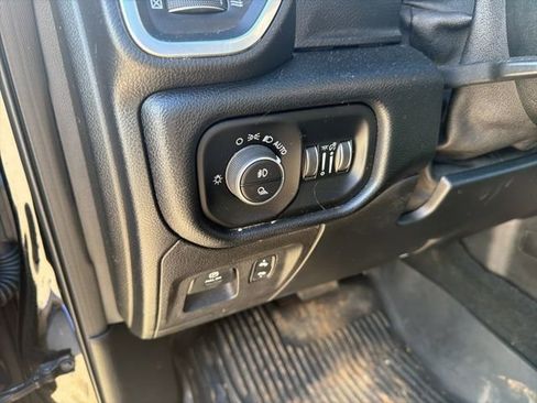 Used 2020 RAM 1500 Laramie w/ Sport Appearance Package image 21