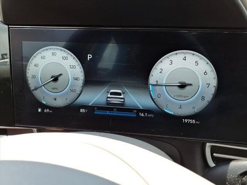Used 2023 Hyundai Elantra SEL w/ Convenience Package FWD image 18