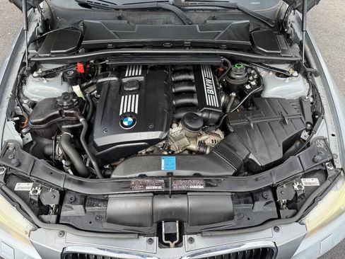 Used 2009 BMW 328i xDrive Sedan AWD/4WD image 37