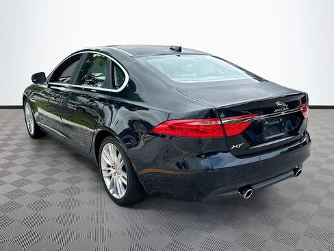 Used 2016 Jaguar XF Prestige RWD image 8