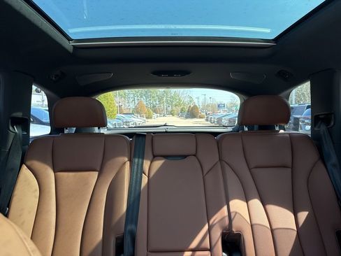 Used 2022 Audi Q7 2.0T Premium Plus w/ Premium Plus Package image 13