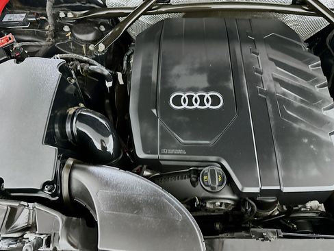 Used 2024 Audi Q5 2.0T Premium Plus w/ Premium Plus Package AWD/4WD image 33