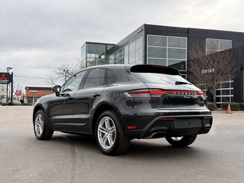 Used 2022 Porsche Macan image 3