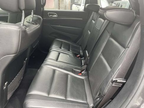 Used 2019 Jeep Grand Cherokee Limited w/ Luxury Group II AWD/4WD image 12