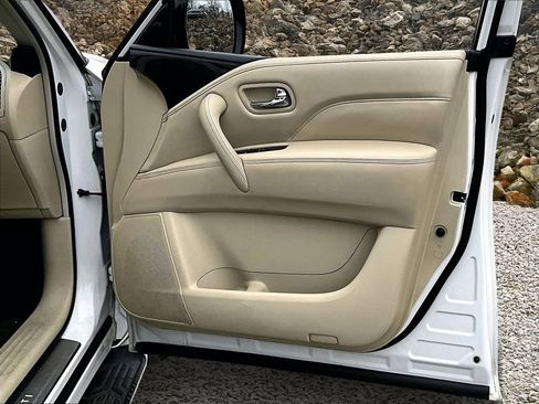 Used 2021 INFINITI QX80 Luxe w/ Cargo Package image 21