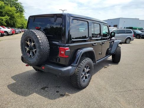 Used 2018 Jeep Wrangler Unlimited Rubicon AWD/4WD image 3