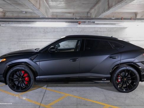 Used 2024 Lamborghini Urus S AWD/4WD image 7