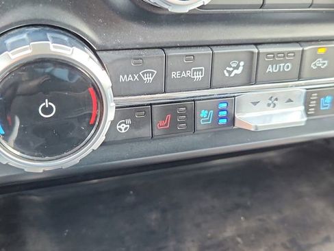 Certified 2023 Ford F250 Lariat w/ FX4 Off-Road Package image 27