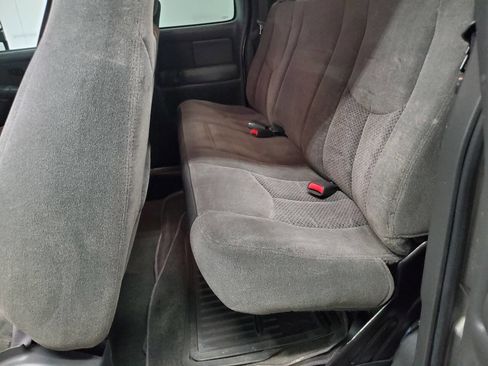 Used 2003 Chevrolet Silverado 2500 LT AWD/4WD image 11