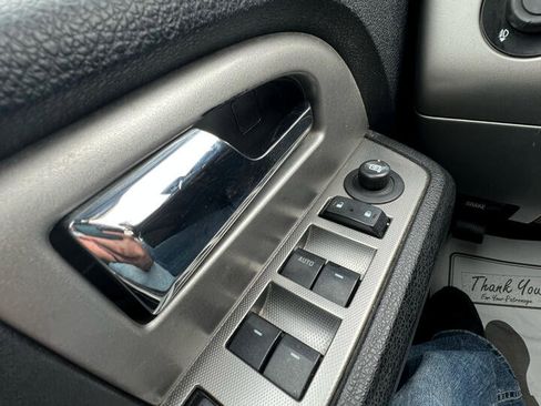 Used 2015 Ford Expedition XLT w/ Equipment Group 201A image 22