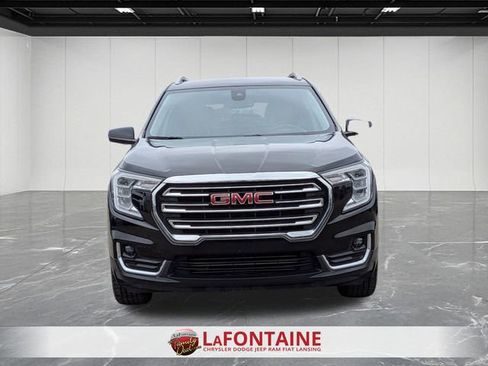 Used 2024 GMC Terrain SLT AWD/4WD image 8