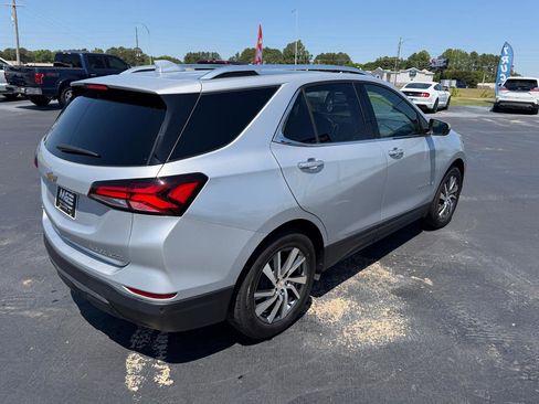 Used 2022 Chevrolet Equinox Premier AWD/4WD image 5