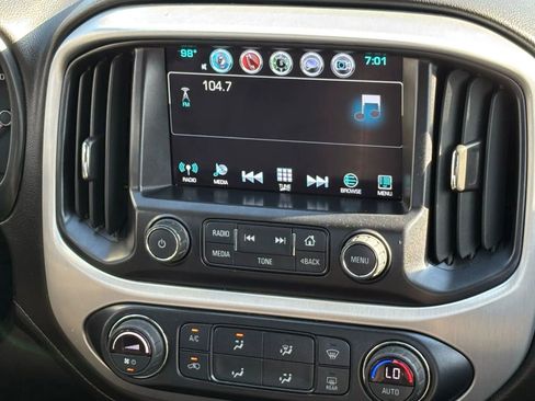 Used 2018 GMC Canyon SLT w/ Driver Alert Package image 12