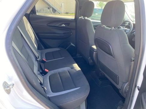 Used 2023 Chevrolet TrailBlazer LT image 23