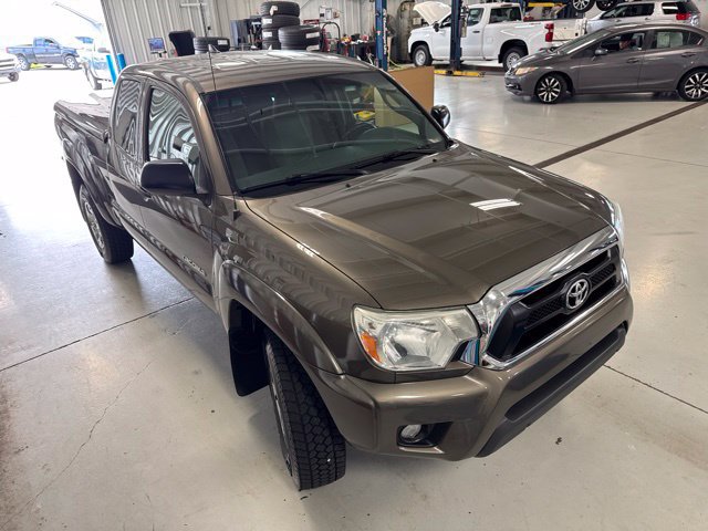 Used 2015 Toyota Tacoma 4x4 Access Cab V6 w/ SR5 Package image 21