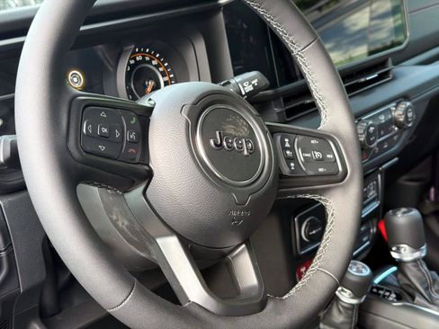 New 2026 Jeep Wrangler Unlimited Rubicon AWD/4WD image 14