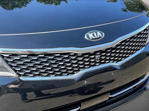 Used 2016 Kia Optima SX w/ Chrome Wheel Package FWD image 32