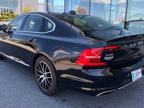 Used 2017 Volvo S90 T6 Inscription w/ Vision Package AWD/4WD image 2