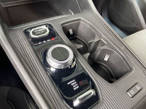 New 2026 Jeep Cherokee Laredo AWD/4WD image 32