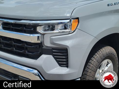 Used 2024 Chevrolet Silverado 1500 LT AWD/4WD image 11
