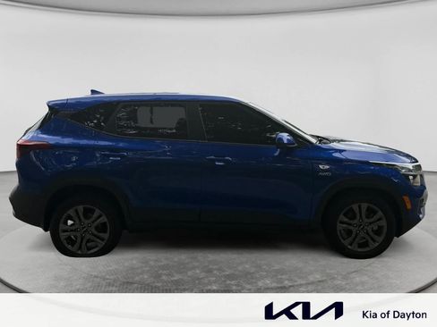 Used 2023 Kia Seltos LX AWD/4WD image 4