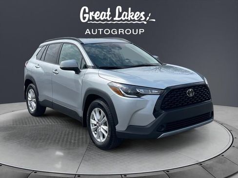 Certified 2023 Toyota Corolla Cross LE AWD/4WD image 7