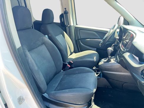 Used 2022 RAM ProMaster City Tradesman FWD image 24