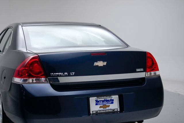 Used 2010 Chevrolet Impala LT FWD image 4