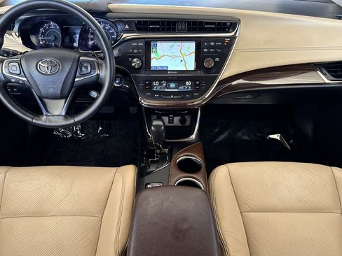 Used 2014 Toyota Avalon Limited FWD image 13