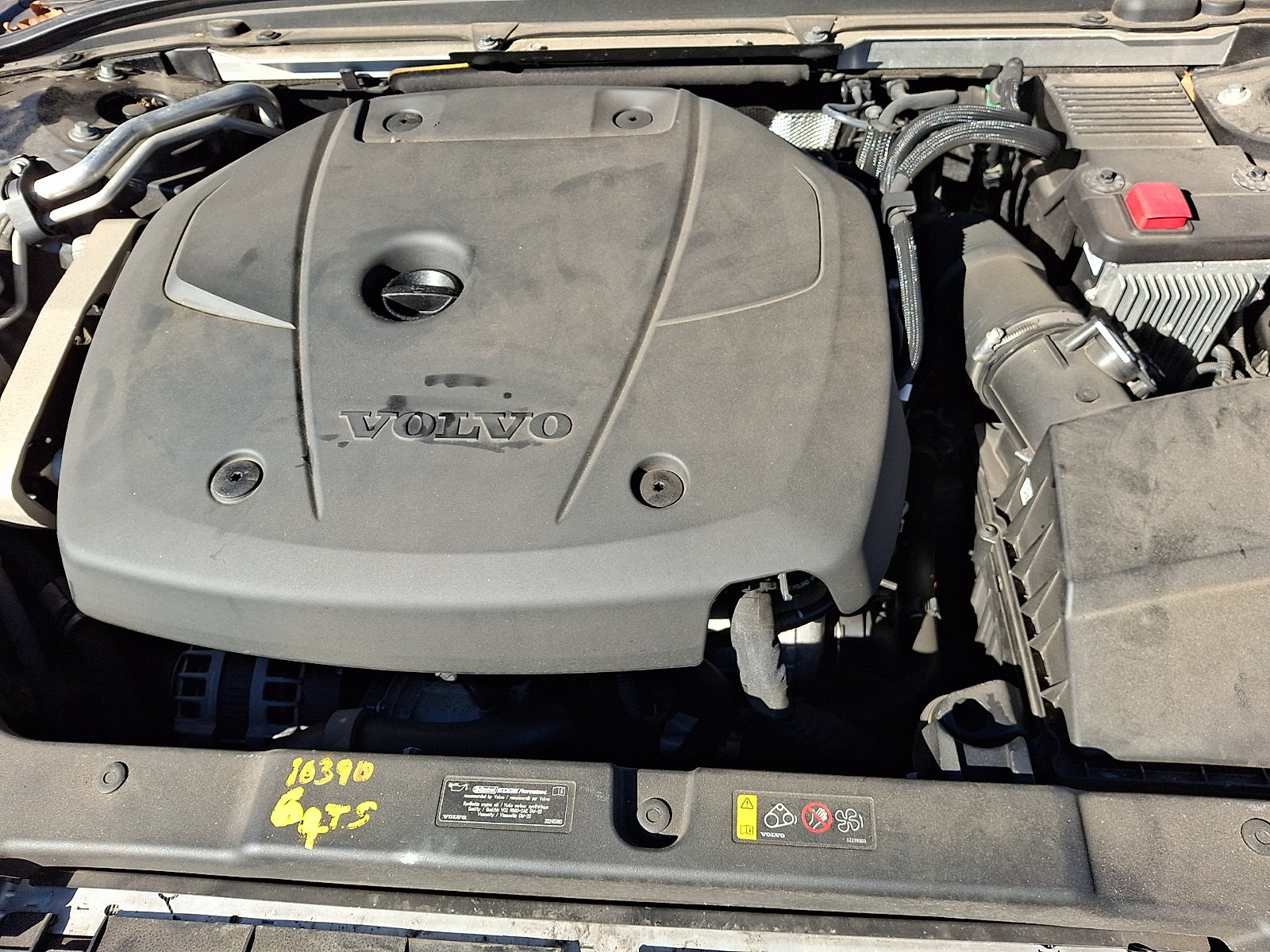 Used 2020 Volvo V60 T6 R-Design FWD image 29