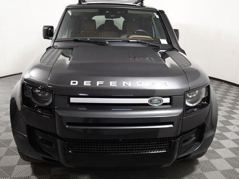 Used 2023 Land Rover Defender 130 First Edition image 10