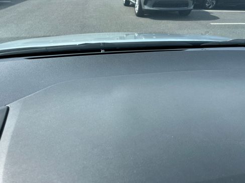 Used 2025 Toyota Corolla LE image 17