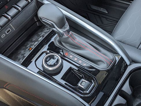 New 2025 Chevrolet Colorado Z71 w/ Technology Package image 17