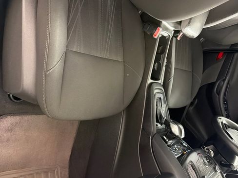 Used 2016 Ford Focus SE image 21