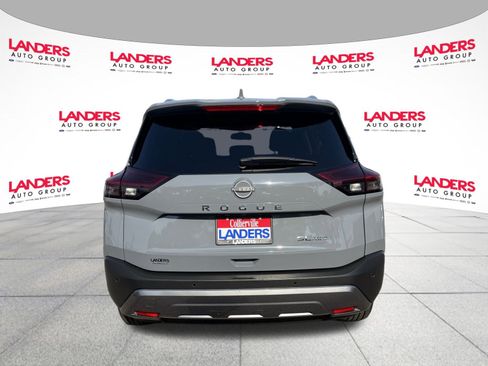 Used 2023 Nissan Rogue SL w/ SL Premium Package image 4