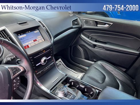 Used 2019 Ford Edge Titanium FWD image 9