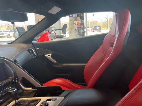 Used 2019 Chevrolet Corvette 1LT 2dr Stingray Conv image 10