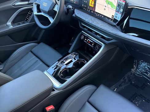 New 2025 Audi Q5 2.0T Premium Plus image 13