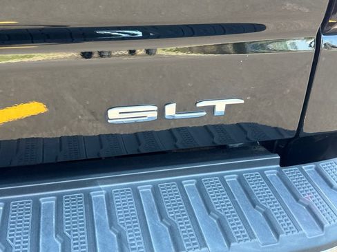 Used 2021 GMC Sierra 1500 SLT AWD/4WD image 6