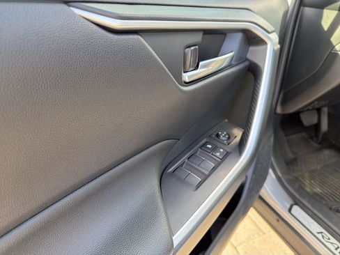 Used 2023 Toyota RAV4 SE w/ SE Grade Weather Package image 87