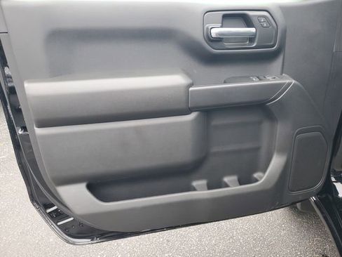 Certified 2025 GMC Sierra 1500 Pro w/ Pro Value Package image 10