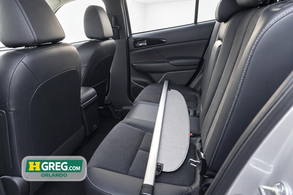 Used 2024 Mitsubishi Eclipse Cross SE AWD/4WD image 11
