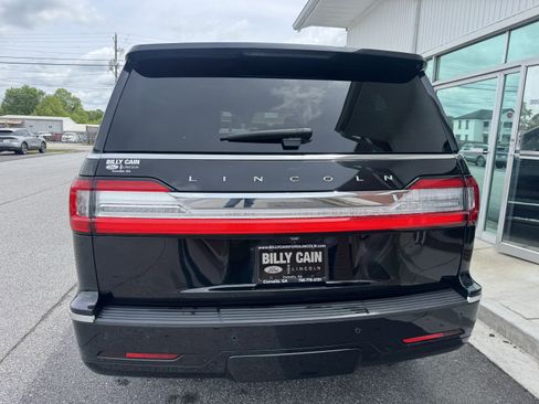 Used 2020 Lincoln Navigator Reserve w/ Luxury Package AWD/4WD image 3