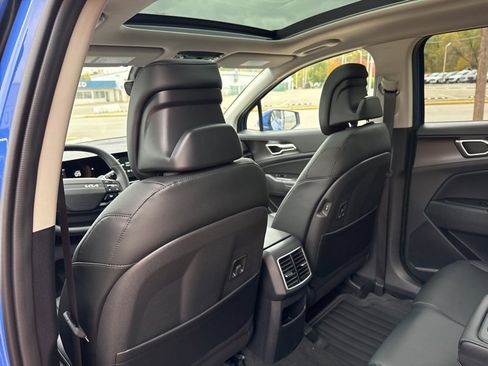 New 2026 Kia Sportage EX w/ EX Panorama Roof Package image 22
