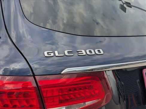 Used 2018 Mercedes-Benz GLC 300 4MATIC image 11