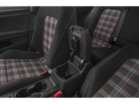 Used 2018 Volkswagen GTI SE FWD image 15